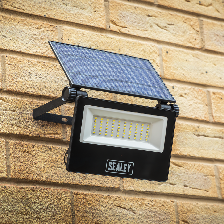 LED30S Extra-Slim Solar Floodlight with Wall Bracket 30W SMD LED