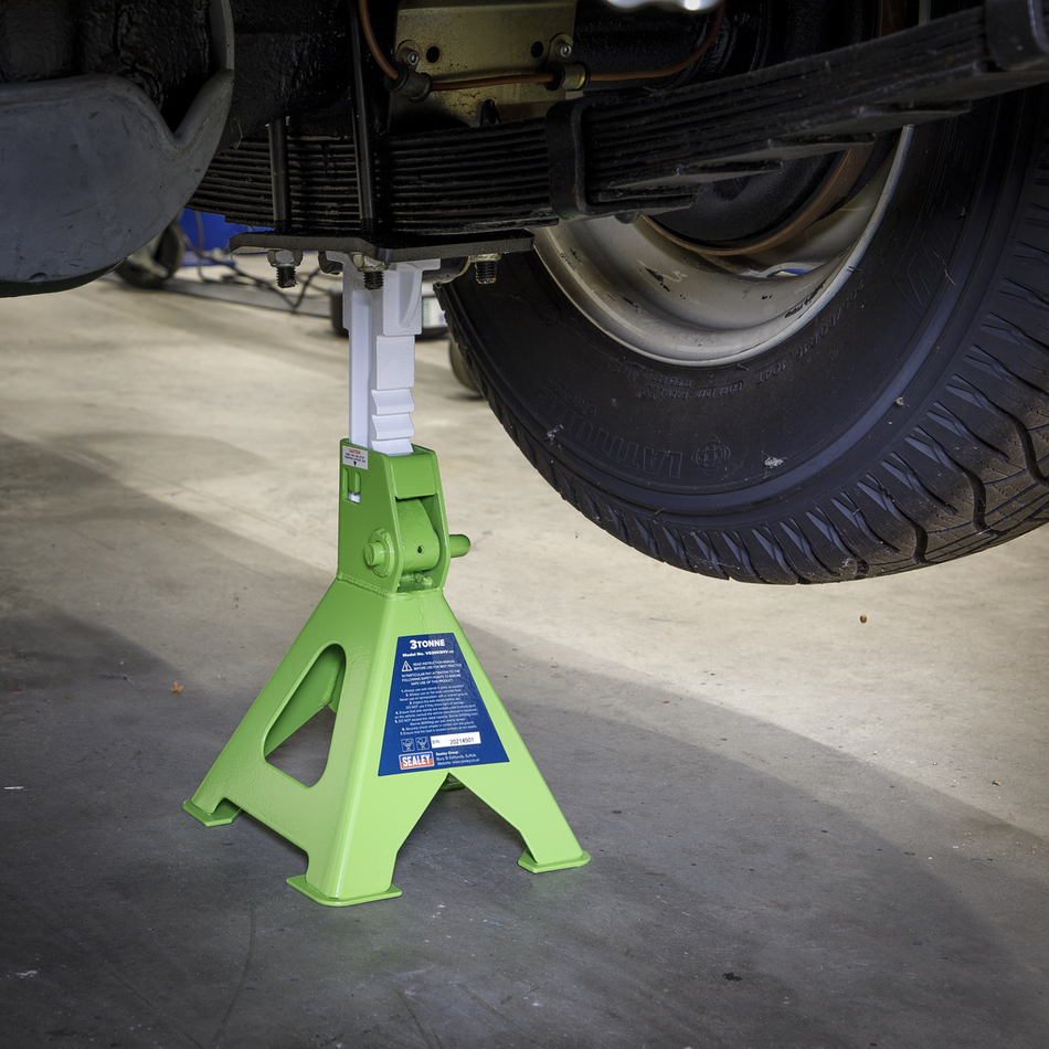 VS2003HV Ratchet Type Axle Stands (Pair) 3 Tonne Capacity per Stand - Hi-Vis Green
